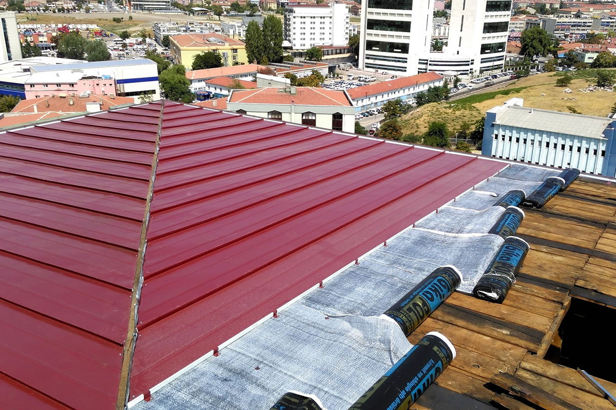 Trapez Sac Çatılarda Isı Yalıtımı Çözümleri